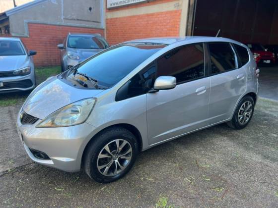 HONDA FIT 1.4 DX 16V FLEX 4P MANUAL HONDA FIT 1.4 DX 16V FLEX 4P MANUAL